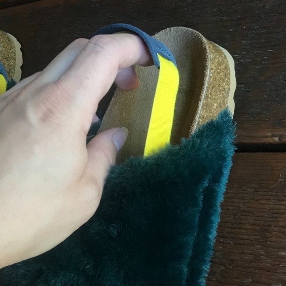 Bobo Choses Faux Fur Sandals Midnight Blue - Picture 13 of 16